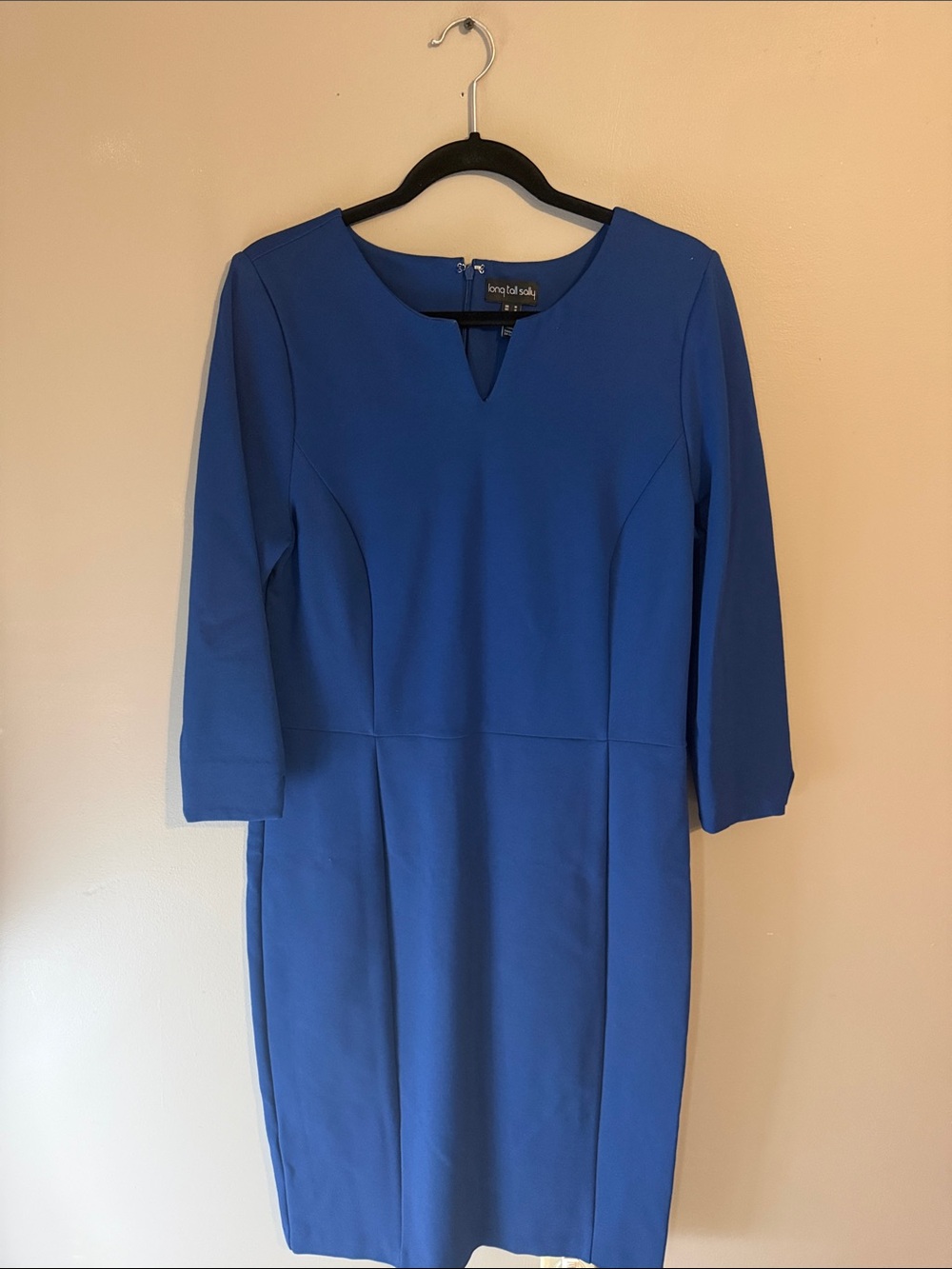 Long Tall Sally sheath dress/ notched V-neckline. Blue. Size 12.